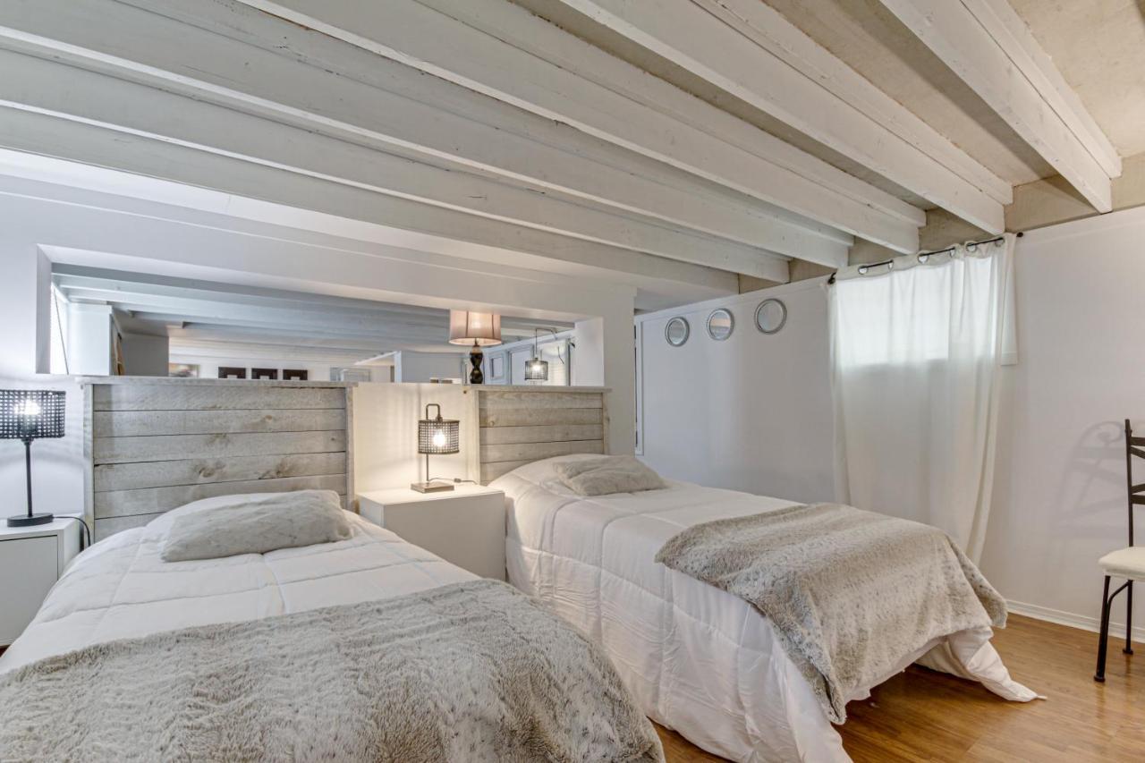 Le Petit Manoir Spa Et Vue Sur Riviere St Maurice Grandes Piles Kültér fotó